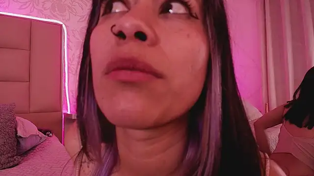 monserrat_towers' Live XXX Chat