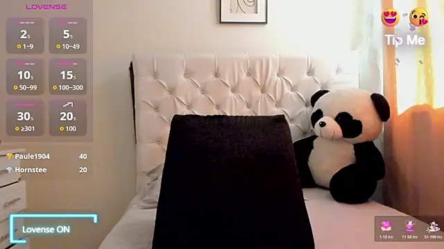 MelaniSaez's Live XXX Chat