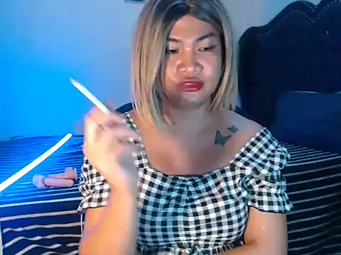 miss_laila_'s Webcam Show