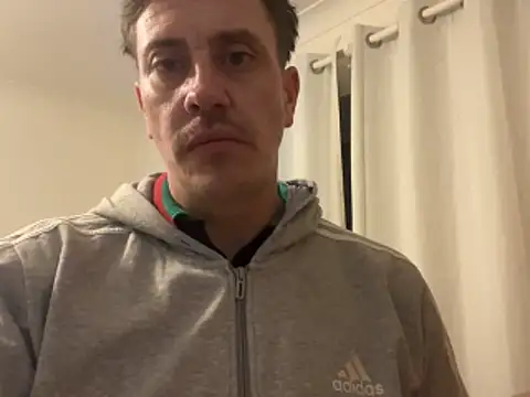 دردشة malcolm2334 الجنسية المباشرة