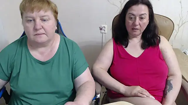Lindy-Jeanie Webcam Show
