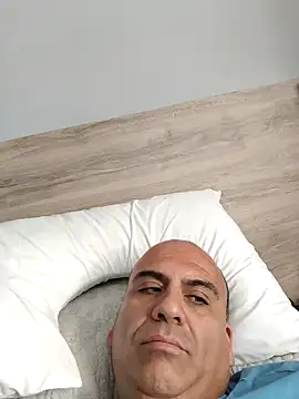 Show modela Guapo007sexy na web-kameri