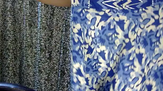 Chat XXX en directo de Exotic_tanvi