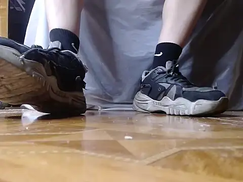 Chat +18 de alphaswitchard ao vivo