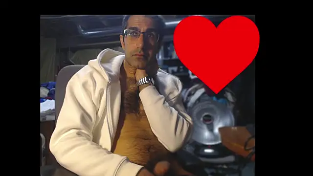 Gsmile1: διαδικτυακό σόου στην κάμερα