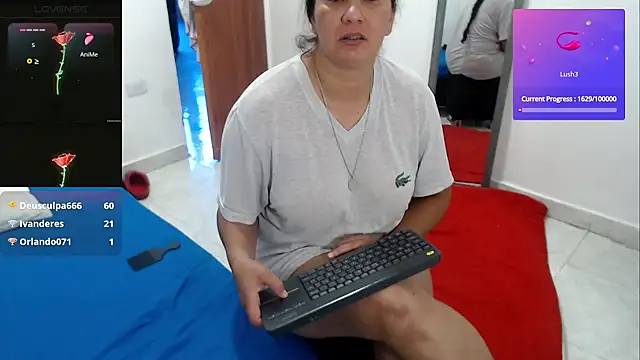 Chat +18 de LAURA_Foxht ao vivo