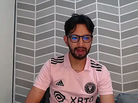 Webkamerová show thomass1018