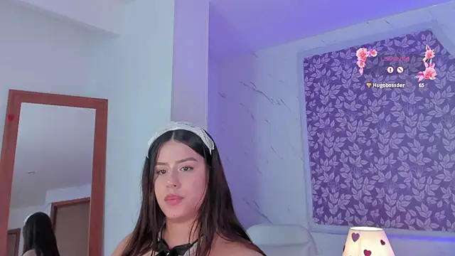 Miamontoya's Live XXX Chat