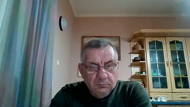 Show modela machomale3 na web-kameri