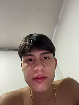 Chat XXX Live Lander_Cruz