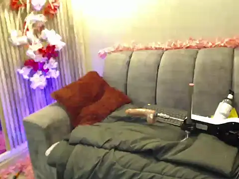 Vicky_Angeel: онлайн-секс-чат