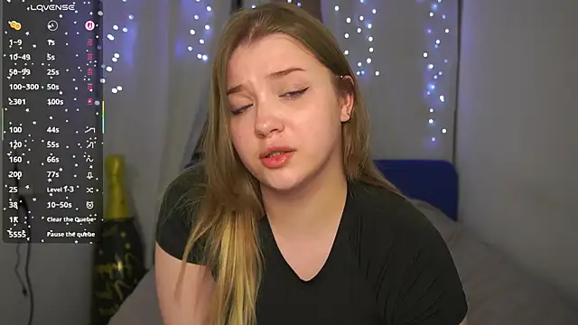 CuteSharloti Live XXX-Chat