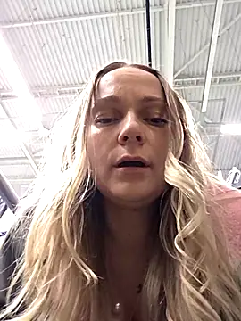 Bondgirl_013 Chat XXX in diretta