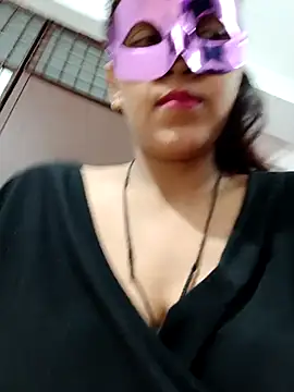 Shivani_hotty 라이브 XXX 채팅