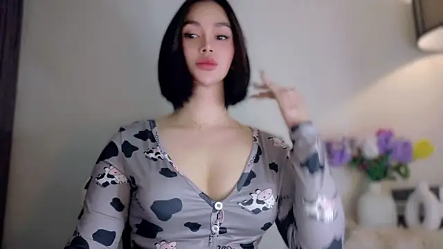 Anna_HollyDoll: вебкам-шоу