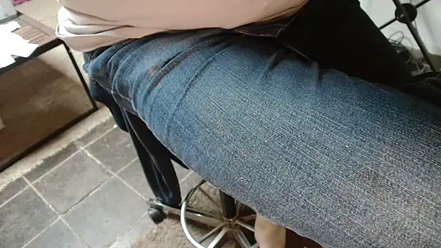 blow2gold's Live XXX Chat