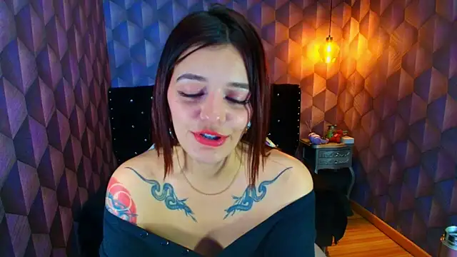 Chatroom XXX en direct de LiaHarryis