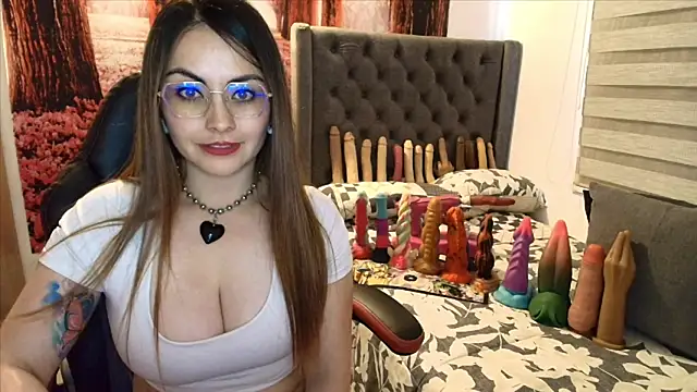 sofia23dirty 现场XXX聊天