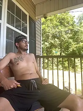 ThrowedWorldWide: απευθείας συνομιλία ΧΧΧ