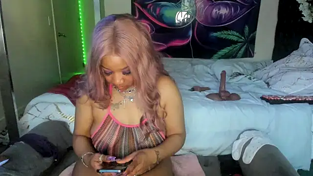 mzpretty444 Live XXX-Chat