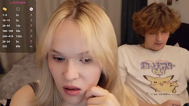 minions2 webcam show