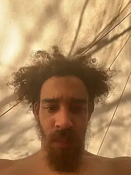 MrvanillaaのライブXXXチャット