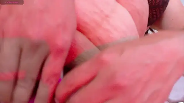 miiaa_collins_'s Live XXX Chat