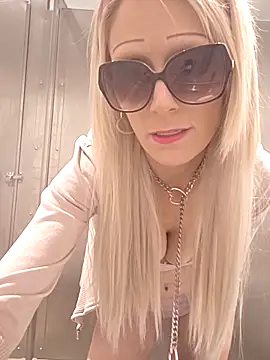 Chatroom XXX en direct de BeautifulMeFire23