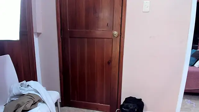 FreyaCameron: онлайн-секс-чат