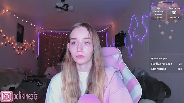 Živý XXX chat MoonDust