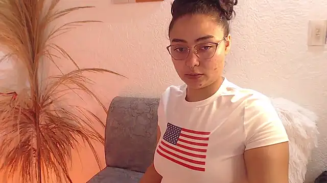 Živý XXX chat _Kim__M