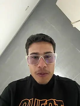 TavoHot_のライブXXXチャット