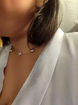 LizzRouseのライブXXXチャット