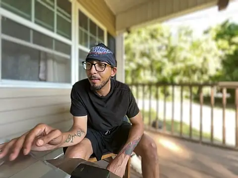 โชว์เว็บแคมของ ThrowedWorldWide