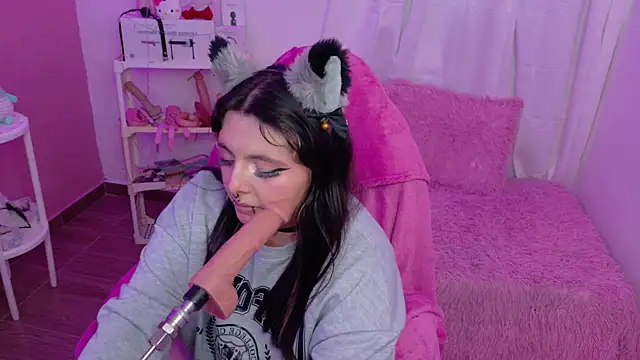 Živý XXX chat Sachi_Meow