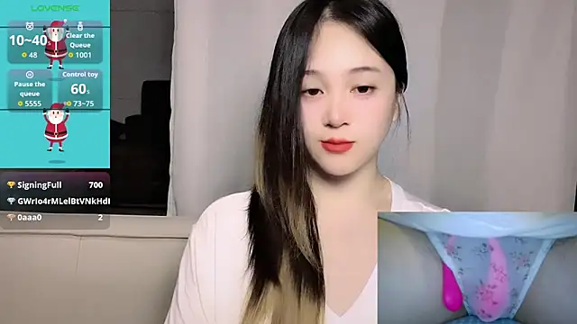 woaiqinqin Adlı Modelin Canlı XXX Sohbeti