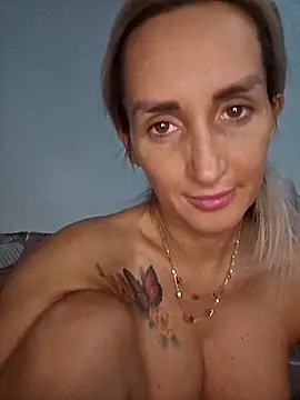 IsabelleEthan 即時 XXX 聊天