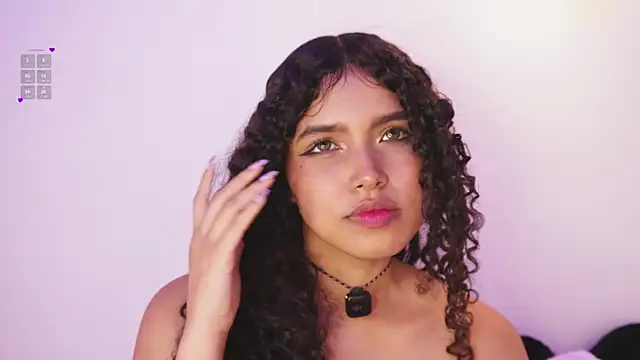 Chat XXX en directo de EloiseSweetxx