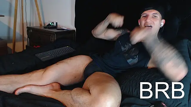 Pokazy przed kamerką – Shane_Clay