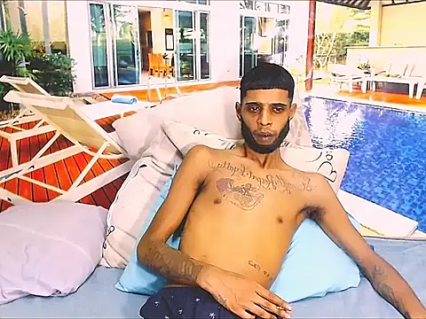 CharmingIndian1 即時 XXX 聊天