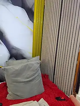 LizzRouse: απευθείας συνομιλία ΧΧΧ