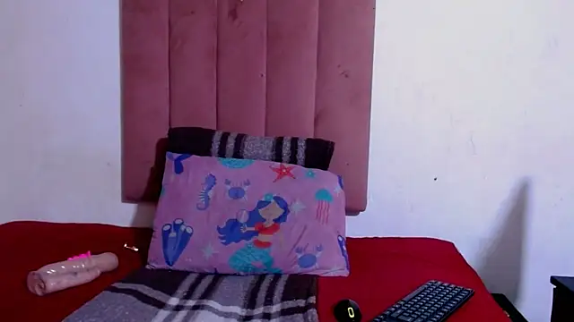 Nikistickyxx25 Chat XXX live