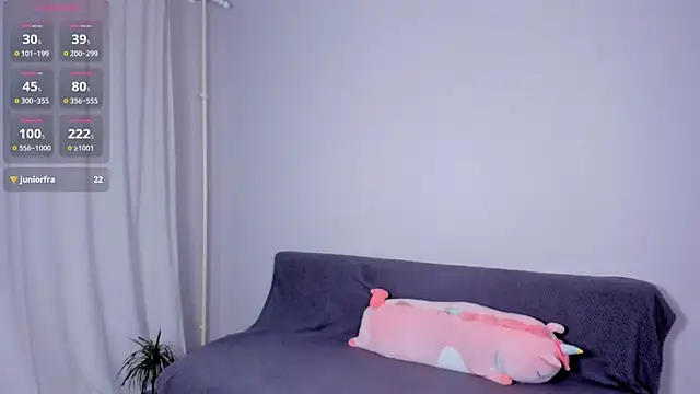 kira_montelle Adlı Modelin Canlı XXX Sohbeti