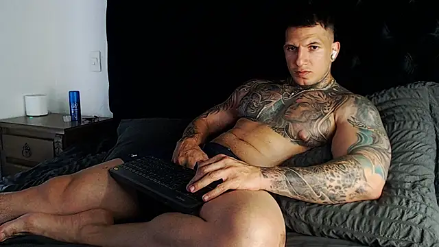 Czat XXX na żywo – Shane_Clay
