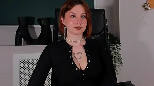 ClaireMathisのライブXXXチャット