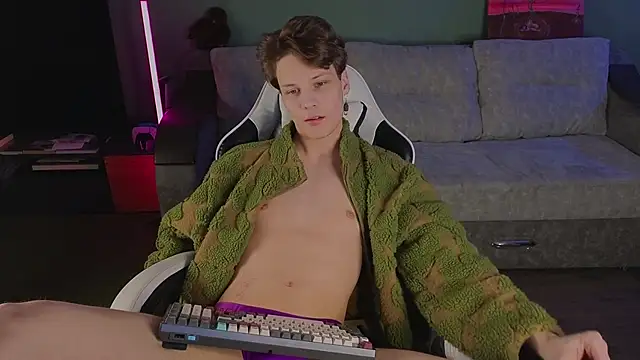 TeddyLiLboy Webcamshow