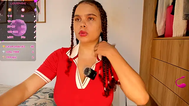 Bloom_Noor Adlı Modelin Canlı XXX Sohbeti