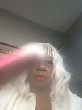 BreanaDivine Live XXX-Chat