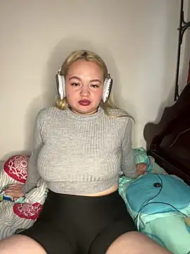 Naiara_Sex_ Adlı Modelin Canlı XXX Sohbeti