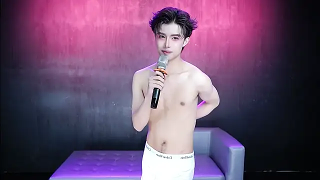 Queen-Vibe's Live XXX Chat